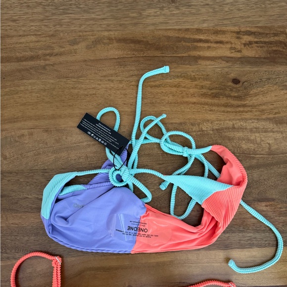 Oneone bikini - Ariel bottom (S) Taylor top (XS) Martinique color block NWT - Picture 3 of 4